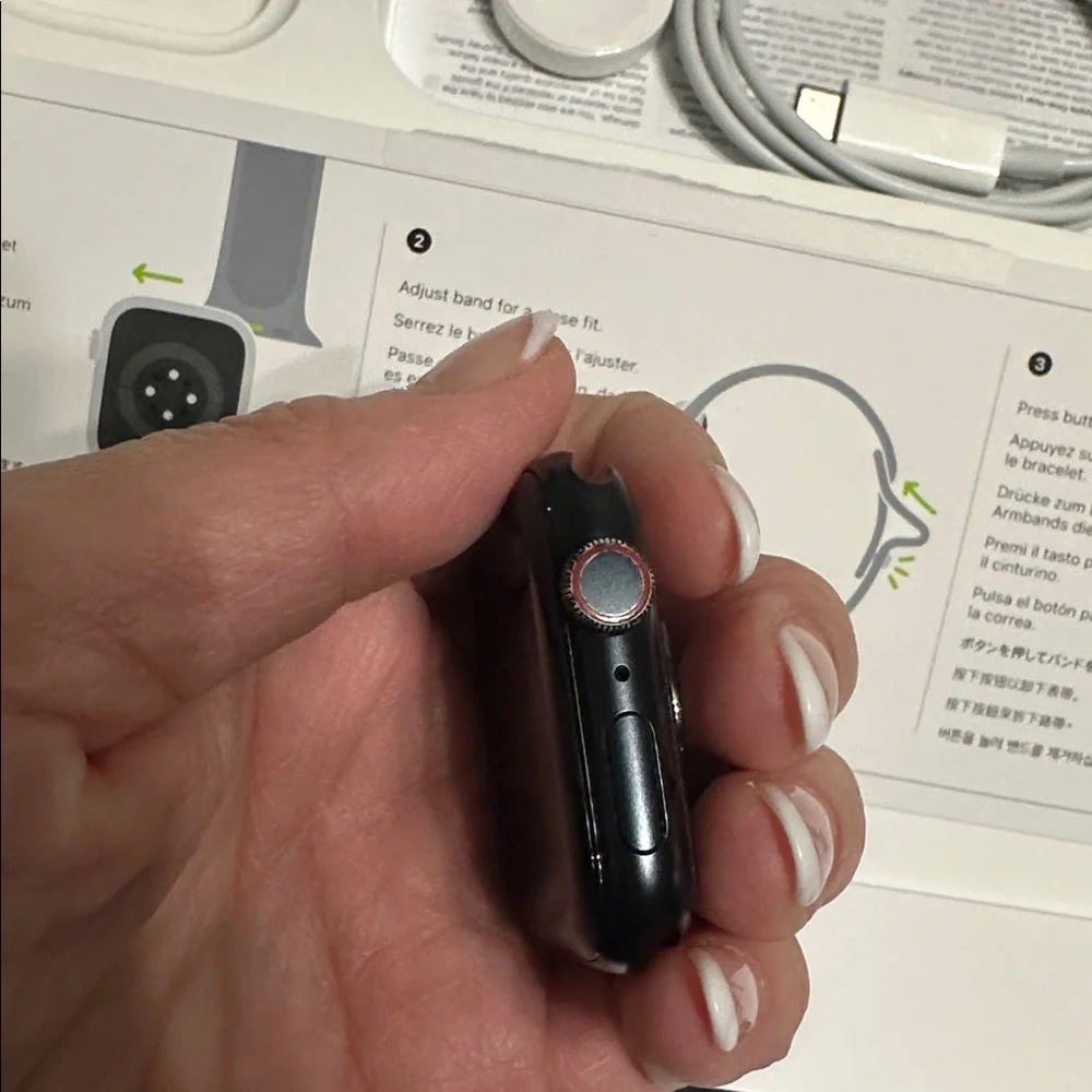 Apple Watch SE (Gen 2) With GPS